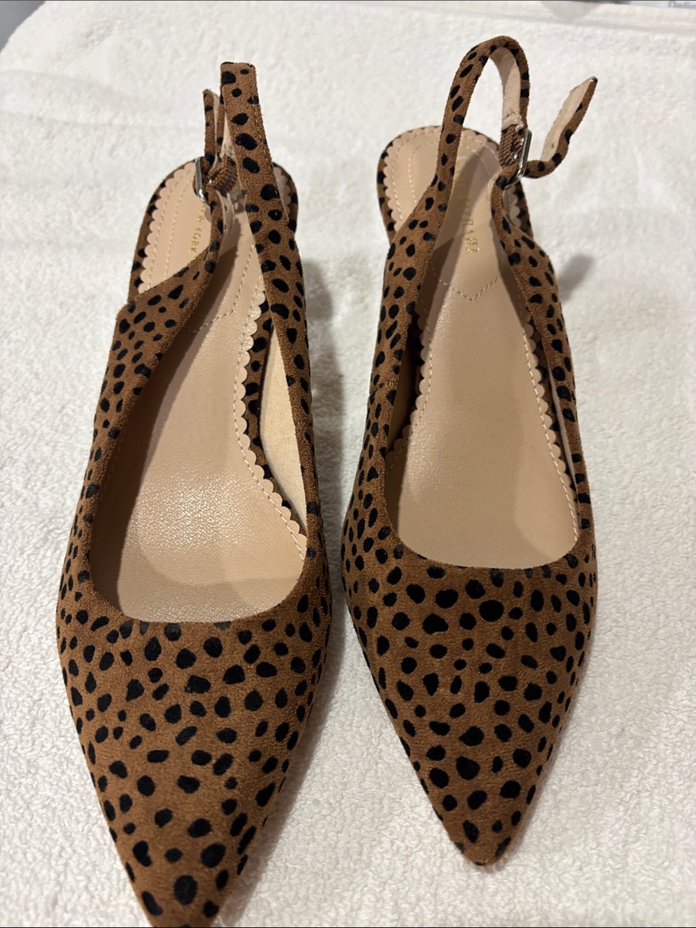 NWOT Issac Mizrahi Brown Leopard Print Pointed Slingback Flats